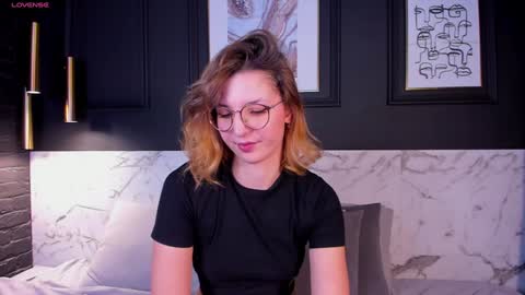 Snapshot of jane_pearl chatting on January 21, 9:35 am Jane online show from January 21, 9:35 am