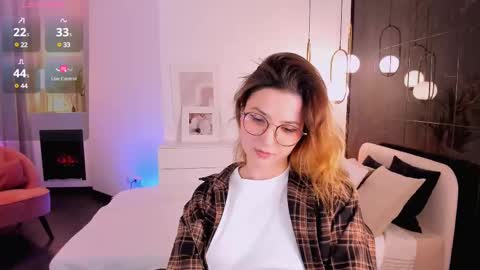 Snapshot of jane_pearl chatting on March 7, 12:56 pm Jane online show from March 7, 12:56 pm