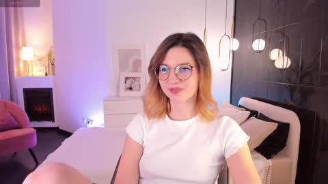 Snapshot of jane_pearl chatting on March 9, 12:31 pm Jane online show from March 9, 12:31 pm