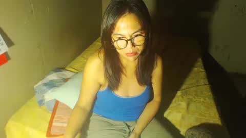 Snapshot of jane_phaiyoth69 chatting on February 20, 9:33 am JANE online show from February 20, 9:33 am
