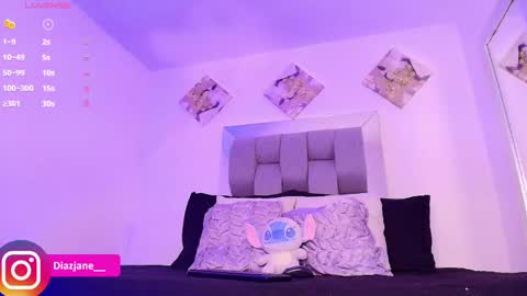 Snapshot of janediaz chatting on September 17, 9:05 pm Jennifer online show from September 17, 9:05 pm