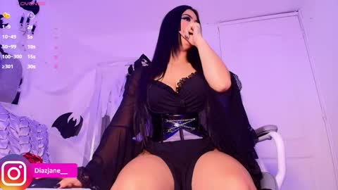 Snapshot of janediaz chatting on October 31, 9:16 pm Jennifer online show from October 31, 9:16 pm