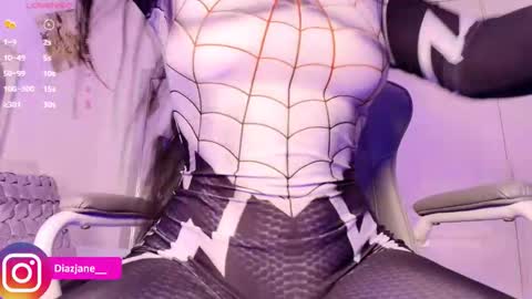 Snapshot of janediaz chatting on November 15, 8:27 pm Jennifer online show from November 15, 8:27 pm