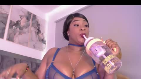 Snapshot of janeebony_ chatting on May 22, 4:34 pm Jane online show from May 22, 4:34 pm