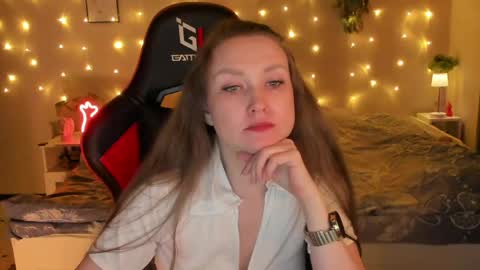 Jane online show from May 4, 7:10 pm