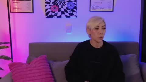 Snapshot of janehart_ chatting on June 21, 12:35 am Jane online show from June 21, 12:35 am