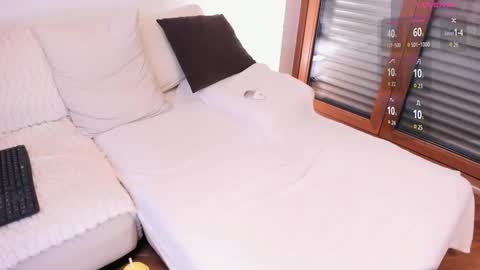 JaneLyrne online show from March 1, 12:18 pm