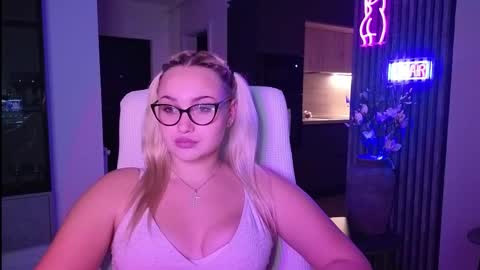 Snapshot of janemiss chatting on October 27, 10:25 pm Jane online show from October 27, 10:25 pm