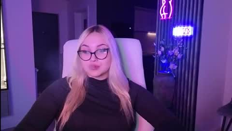 Snapshot of janemiss chatting on November 16, 11:54 pm Jane online show from November 16, 11:54 pm