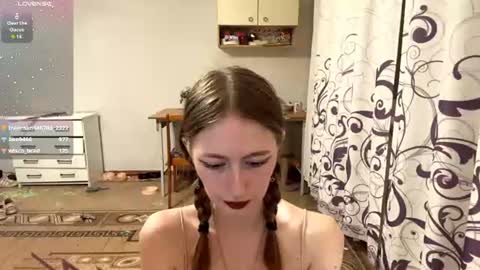 Snapshot of janenegearhart chatting on June 22, 9:12 pm Kate online show from June 22, 9:12 pm