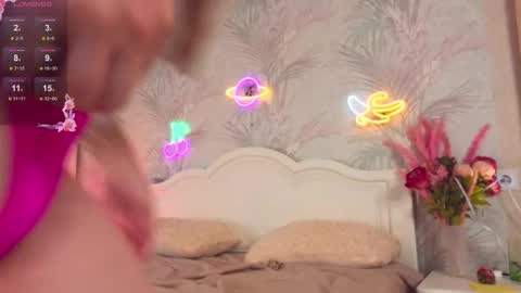 janepuff online show from September 25, 6:50 am