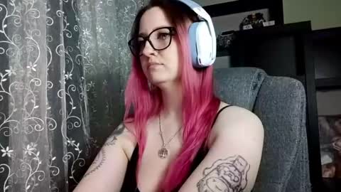 Persa online show from April 29, 6:03 pm