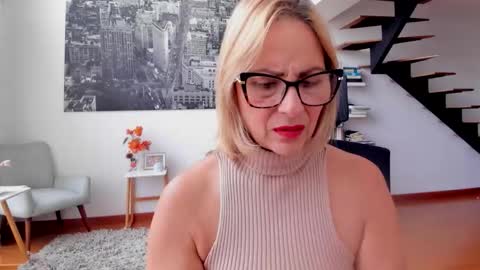 JANE TURNER MILF online show from October 17, 1:25 pm