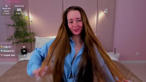 Snapshot of janicejay chatting on May 7, 3:01 am Jane online show from May 7, 3:01 am