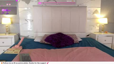 Snapshot of janick_baker chatting on May 7, 5:51 pm janick_baker online show from May 7, 5:51 pm