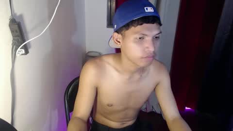 janlloyd04 online show from September 29, 5:51 pm