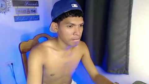 janlloyd04 online show from September 30, 5:56 am