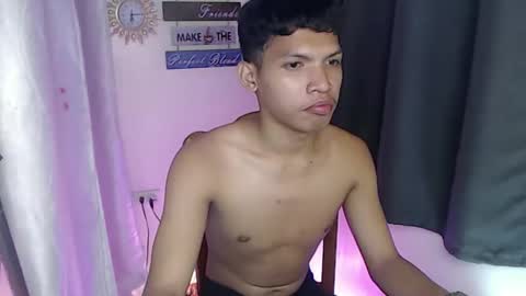 janlloyd04 online show from November 9, 11:47 pm