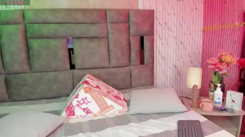 Janna Casey online show from October 25, 12:13 pm