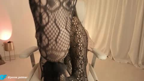 Snapshot of janne_palmer_ chatting on September 10, 5:02 pm janne_palmer_ online show from September 10, 5:02 pm