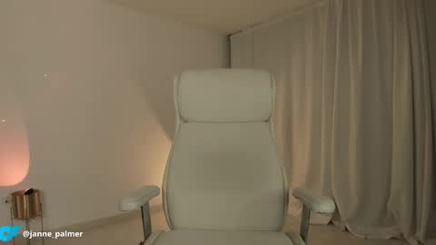 Snapshot of janne_palmer_ chatting on October 6, 6:27 pm janne_palmer_ online show from October 6, 6:27 pm