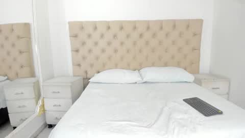 Snapshot of janneblossom chatting on September 9, 8:41 pm Janne online show from September 9, 8:41 pm