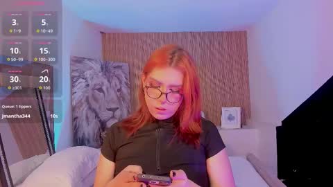 Janne  online show from December 16, 9:42 pm