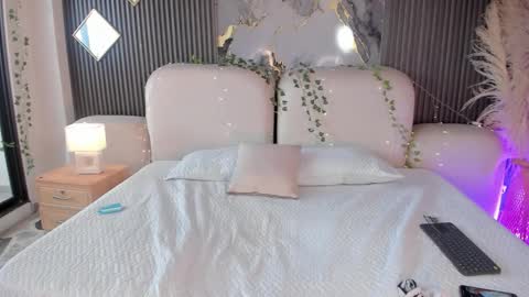 Janne  online show from March 6, 9:55 pm