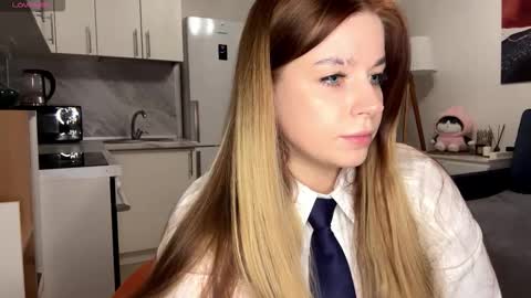 Janni online show from November 30, 9:30 pm