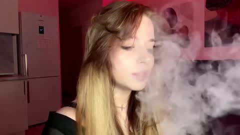 Janni online show from December 18, 8:15 pm