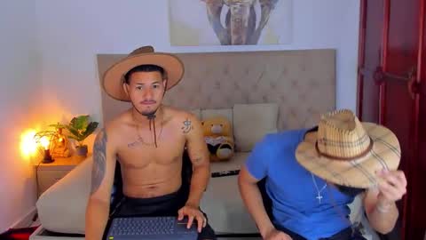 Snapshot of janomar01 chatting on October 22, 6:40 pm janomar01 online show from October 22, 6:40 pm