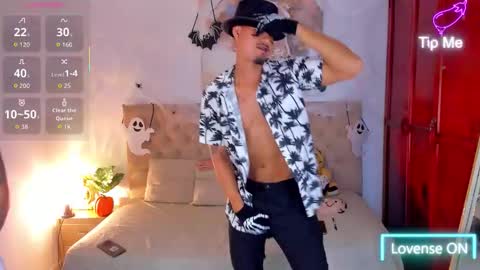 Snapshot of janomar01 chatting on October 31, 7:26 pm janomar01 online show from October 31, 7:26 pm