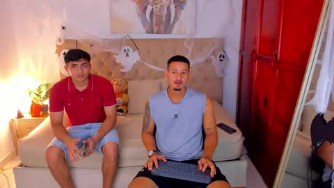 Snapshot of janomar01 chatting on November 1, 6:43 pm janomar01 online show from November 1, 6:43 pm