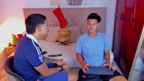 Snapshot of janomar01 chatting on November 23, 7:24 pm janomar01 online show from November 23, 7:24 pm