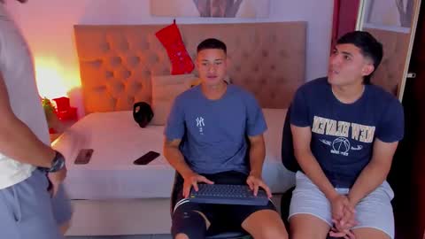 Snapshot of janomar01 chatting on November 24, 6:40 pm janomar01 online show from November 24, 6:40 pm