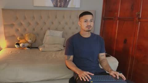 janomar01 online show from March 8, 2:54 pm