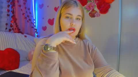 Snapshot of jansylines chatting on February 21, 6:26 pm JansyLines online show from February 21, 6:26 pm