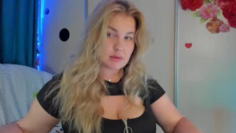 Snapshot of jansylines chatting on September 25, 7:50 pm JansyLines online show from September 25, 7:50 pm