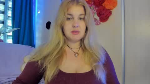 Snapshot of jansylines chatting on October 15, 6:46 am JansyLines online show from October 15, 6:46 am