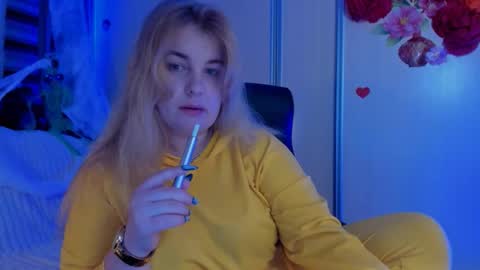 Snapshot of jansylines chatting on November 3, 11:15 pm JansyLines online show from November 3, 11:15 pm