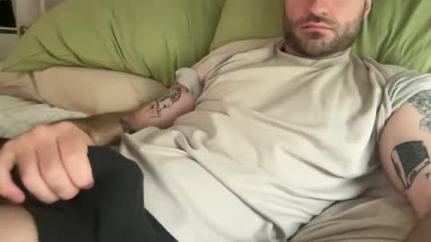 Snapshot of japandroidd chatting on September 14, 6:29 pm japandroidd online show from September 14, 6:29 pm