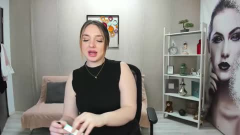 JaquelinLaurent online show from March 3, 9:53 pm