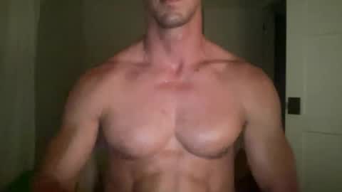 Snapshot of jared_cam chatting on June 15, 9:33 am jared_cam online show from June 15, 9:33 am