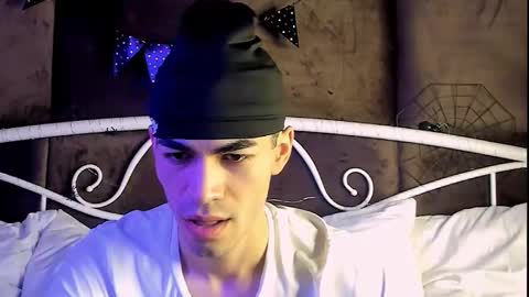 Jaremy online show from November 1, 8:11 pm