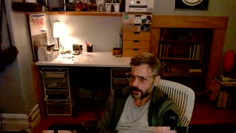 jareth_returns online show from February 1, 4:24 am