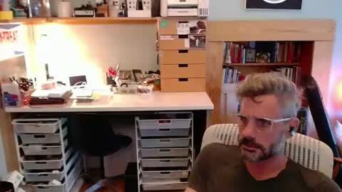 jareth_returns online show from September 16, 9:38 pm