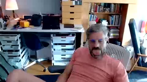 jareth_returns online show from October 11, 4:49 pm