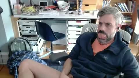 jareth_returns online show from November 1, 3:47 pm