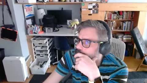 jareth_returns online show from February 22, 9:02 pm