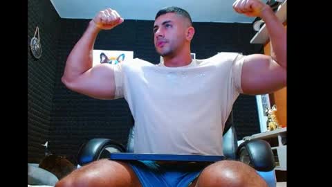 Snapshot of jarod131675 chatting on May 20, 7:42 pm jarod online show from May 20, 7:42 pm